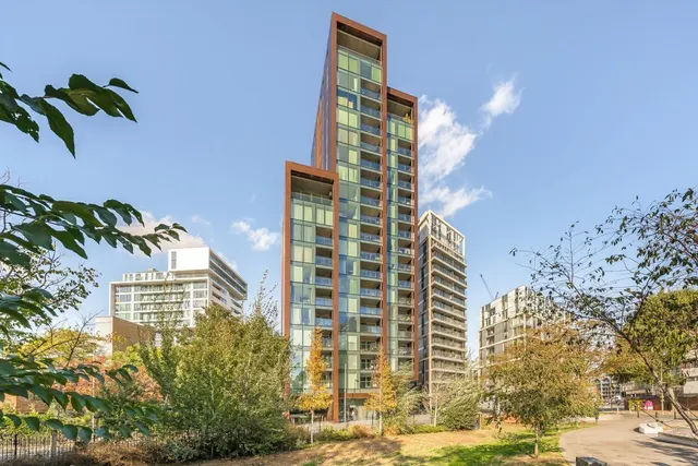Buckhold Road, SW18, photo 1