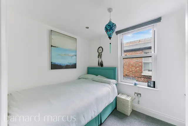 Adelaide Grove, London, W12, photo 3