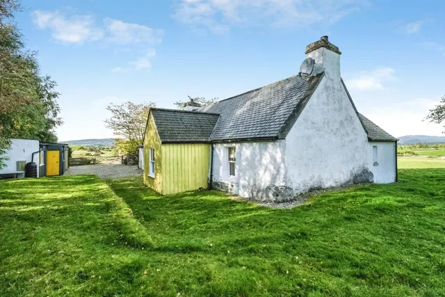 Balvaird, Muir Of Ord, IV6, photo 1