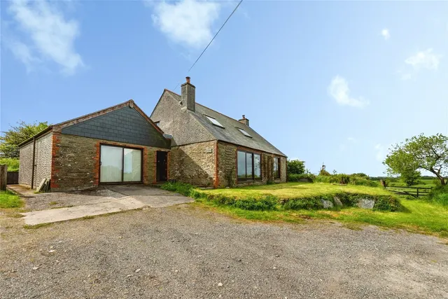 Camelford, PL32, photo 1