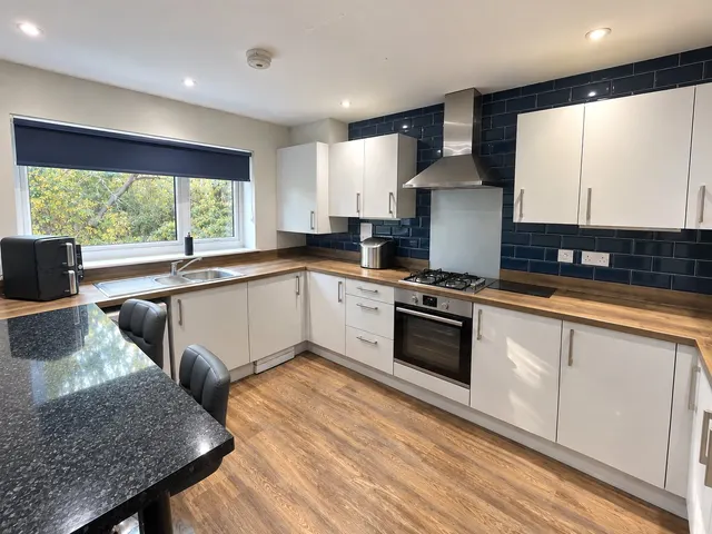 Gratton Chase, Dunsfold, GU8, photo 2