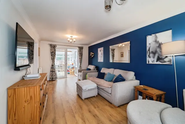 Glen View, Haverfordwest, SA61, photo 2