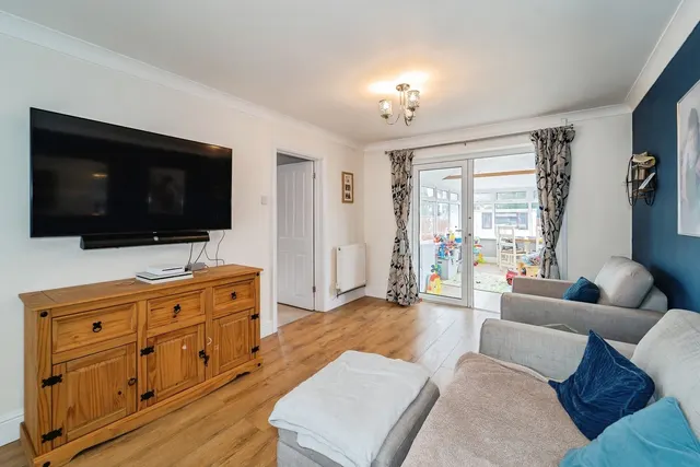 Glen View, Haverfordwest, SA61, photo 3