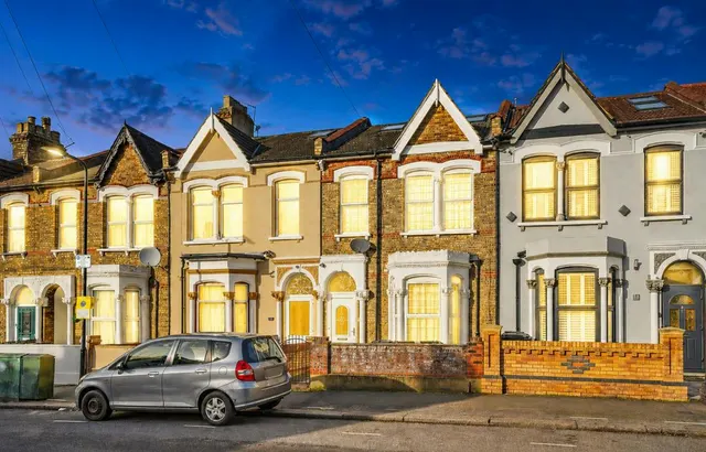 Hatherley Road, London, E17, photo 1