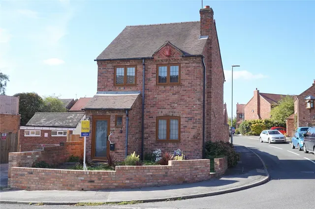 The Callis, Ashby-de-la-Zouch, LE65, photo 1