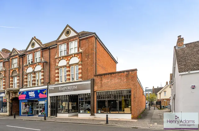 Chapel Street, Petersfield, GU32, photo 1
