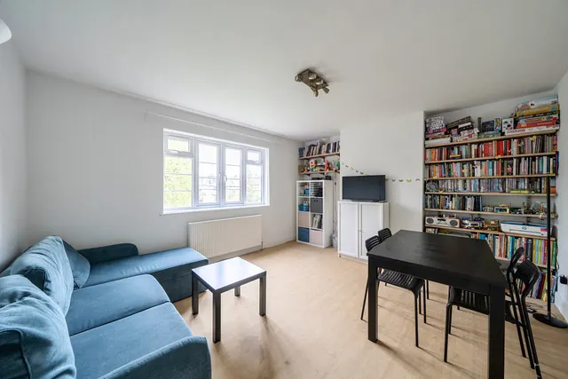 Photo 3 — Western Road, East Finchley, London, N2