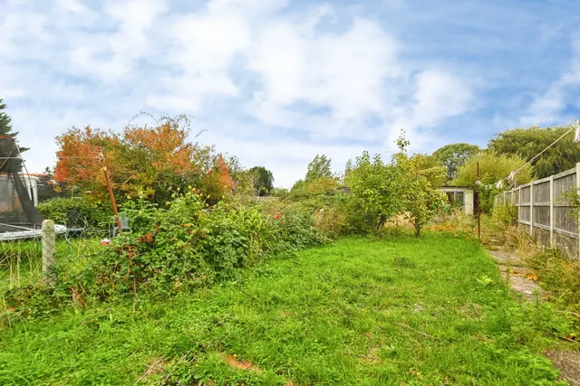 Grove Avenue, Walton On The Naze, CO14, photo 3