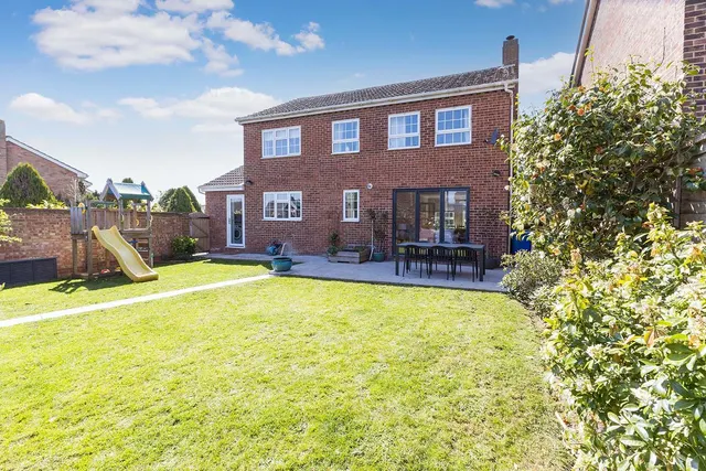 Photo 2 — Balmoral, Cranbrook Drive, Maidenhead, Berkshire