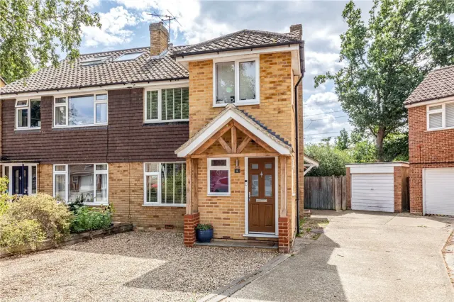 Fullerton Way, Byfleet, West Byfleet,..., photo 1