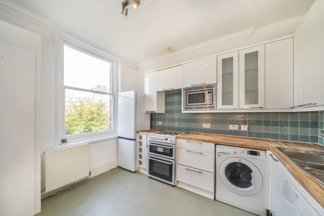 Rydal Road, SW16, photo 1