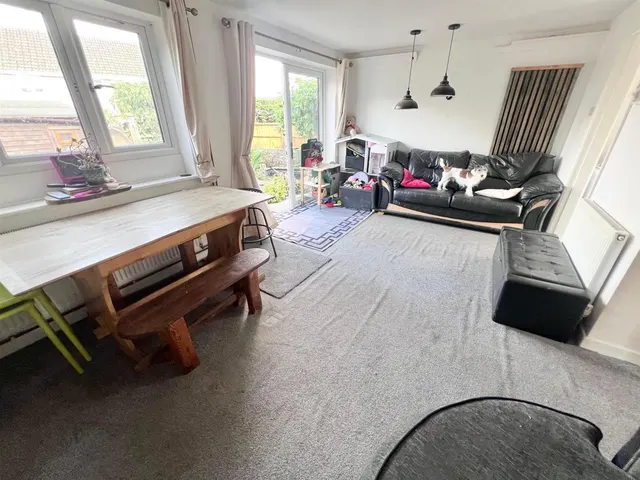 Photo 3 — Springfield Road, Wincanton BA9 9BL