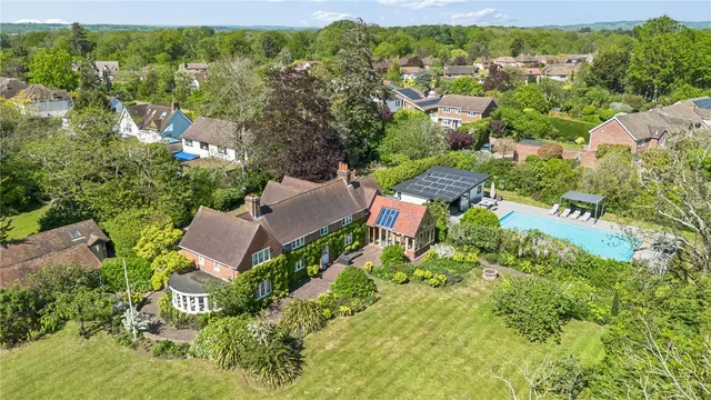 Photo 2 — Duffield Road, Woodley, Reading, Berkshire, RG5 4RL
