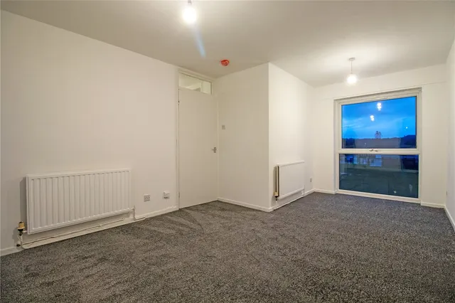 Padstow Walk, Scunthorpe, DN17, photo 2