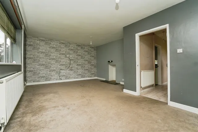 Dormer Road, Cheltenham, GL51, photo 3