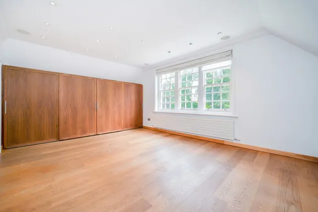 Bracknell Gardens, Hampstead, NW3, photo 3