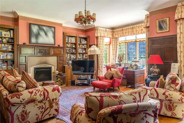 Photo 3 — Ampney Crucis, Cirencester, Gloucestershire, GL7 5RR