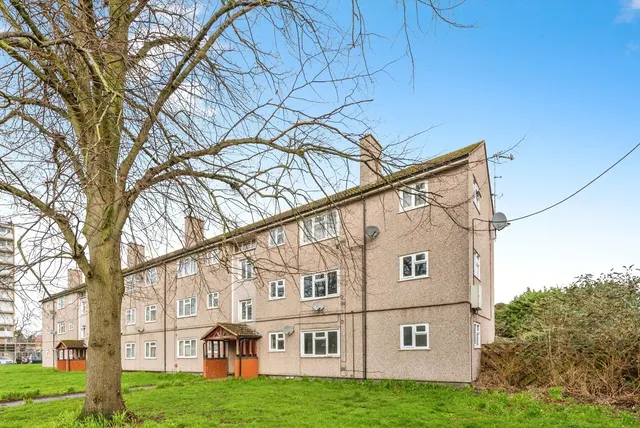 Blandford Court, Swindon, SN3, photo 1