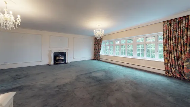 Photo 2 — Park Hill, Loughton