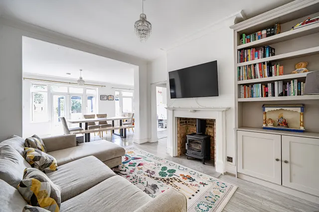 Photo 2 — 38 Sylvester Road, Wembley