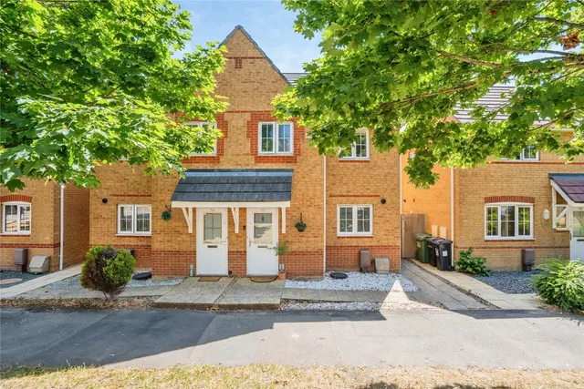 Jubilee Avenue, Portsmouth, PO6, photo 1