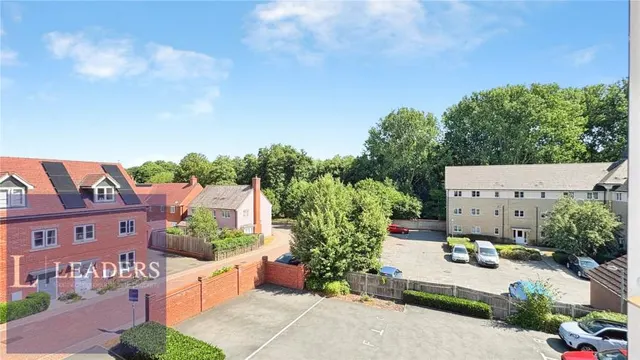 Hogarth Court, Sible Hedingham, CO9, photo 3