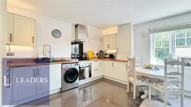 Hogarth Court, Sible Hedingham, CO9, photo 2