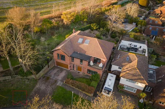 Ovingdean Road, Brighton, BN2, photo 1
