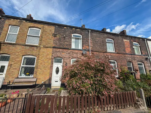 Gigg Lane, Fishpool, Bury, BL9 9HU, photo 1