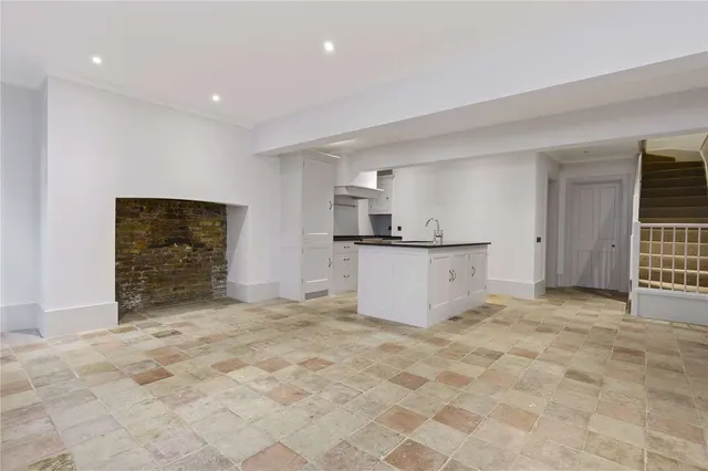 Doughty Street, London, WC1N 2JT, photo 1