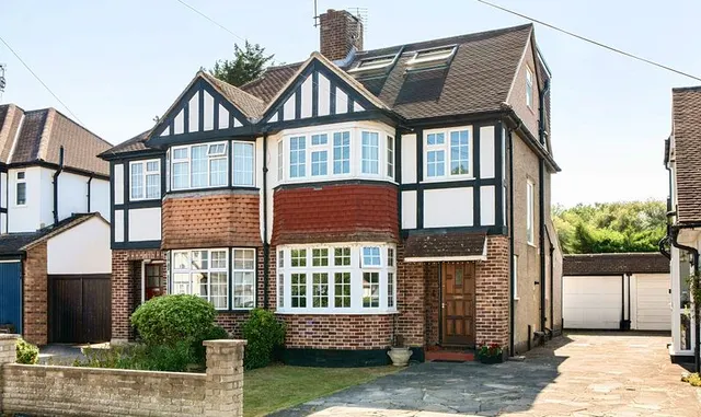 Eastdean Avenue, Epsom, KT18, photo 1