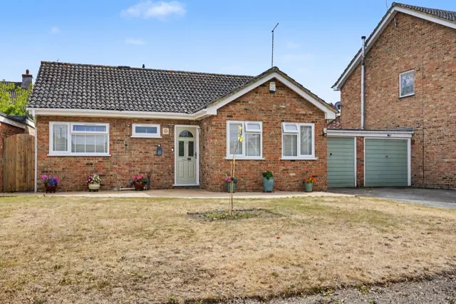 Beechwood Close, Exning, CB8, photo 1