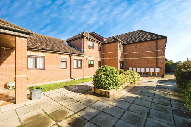 Dalestone Mews, Romford, RM3, photo 1