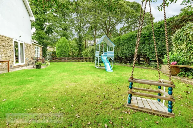 The Nook, Greenfield, OL3, photo 3