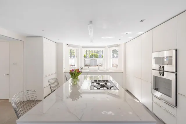 Upper Addison Gardens, London, W14, photo 2
