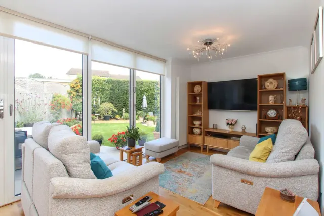 Photo 2 — Runham Road, Hemel Hempstead, Hertfordshire, HP3 9JB