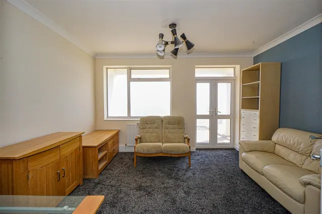 Robertson Terrace, Hastings, photo 3