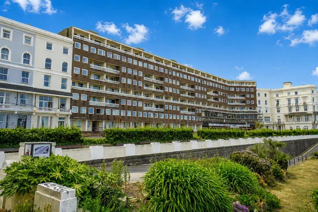 Robertson Terrace, Hastings, photo 1