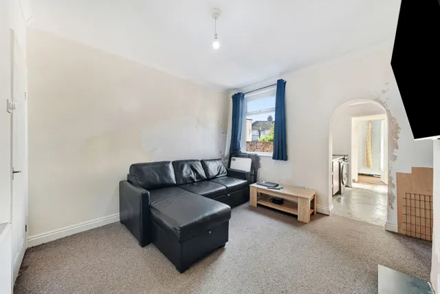 Photo 3 — Union Street, Runcorn, WA7 5SU