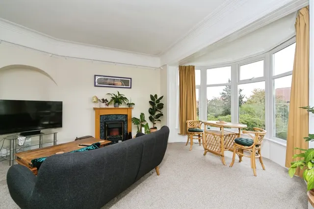 Grosvenor Road, Colwyn Bay, LL29, photo 3