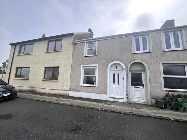 Milton Terrace, Pembroke Dock, SA72, photo 1