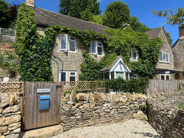 France Lynch, Stroud, GL6, photo 1