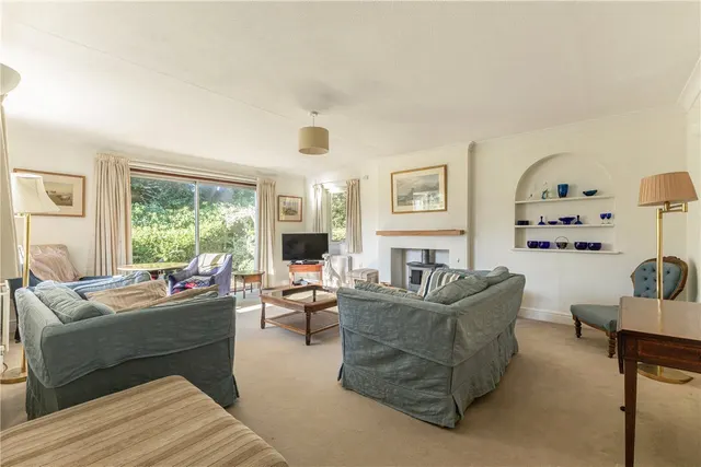 Waterford Close, Lymington, SO41, photo 2