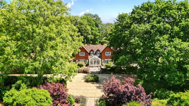 Photo 3 — White Horse Lane, Finchampstead, Wokingham, Berkshire, RG40