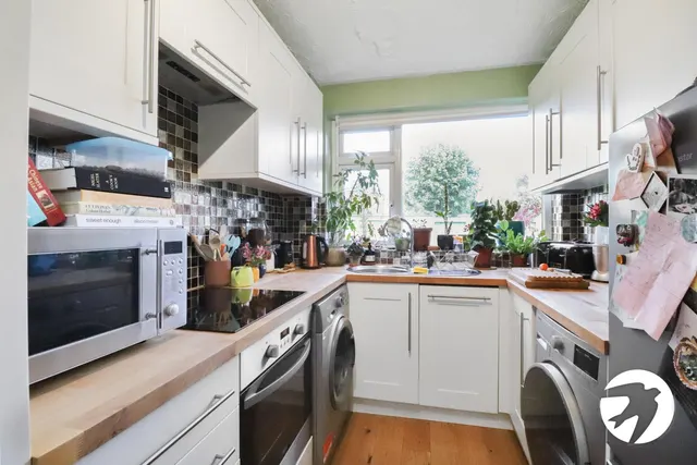 Essenden Road, DA17, photo 2