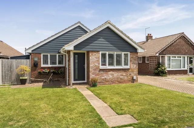 Wroxham Way, Felpham, PO22, photo 1