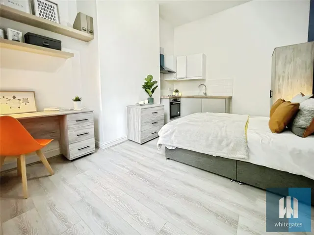 Park Drive, Greenhead Park, HD1, photo 2