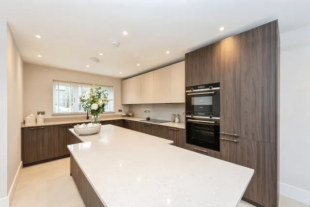 Fairlawn Road, Banstead, SM7, photo 2