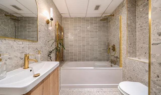 Photo 2 — Great Peter Street, Great Peter House, SW1P