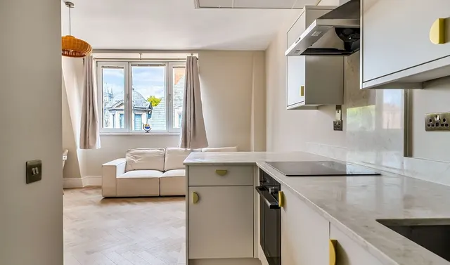 Photo 3 — Great Peter Street, Great Peter House, SW1P